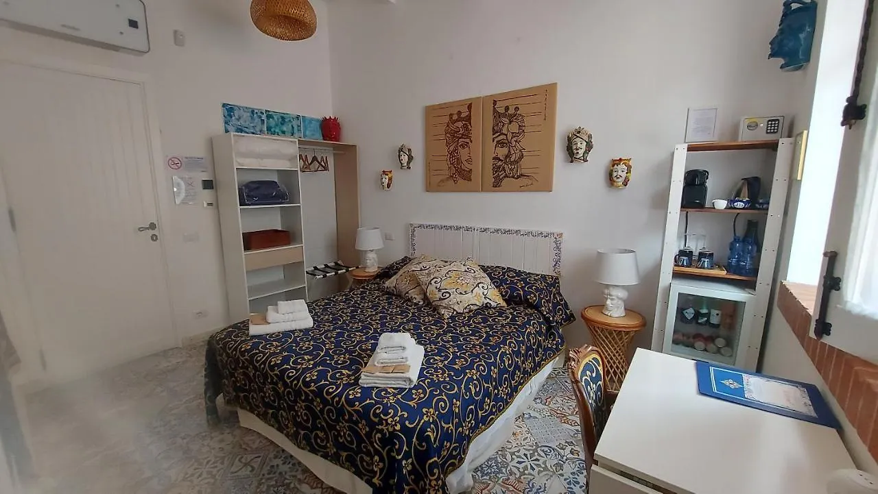 Bed & Breakfast Vfh Villa Flavia Eco B&B - 50 Metri Dal Mare Santa Flavia